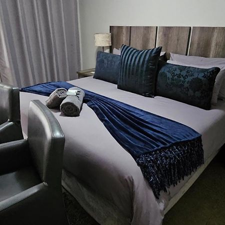 Blue Sparrow Guest House Middelburg  Exterior photo