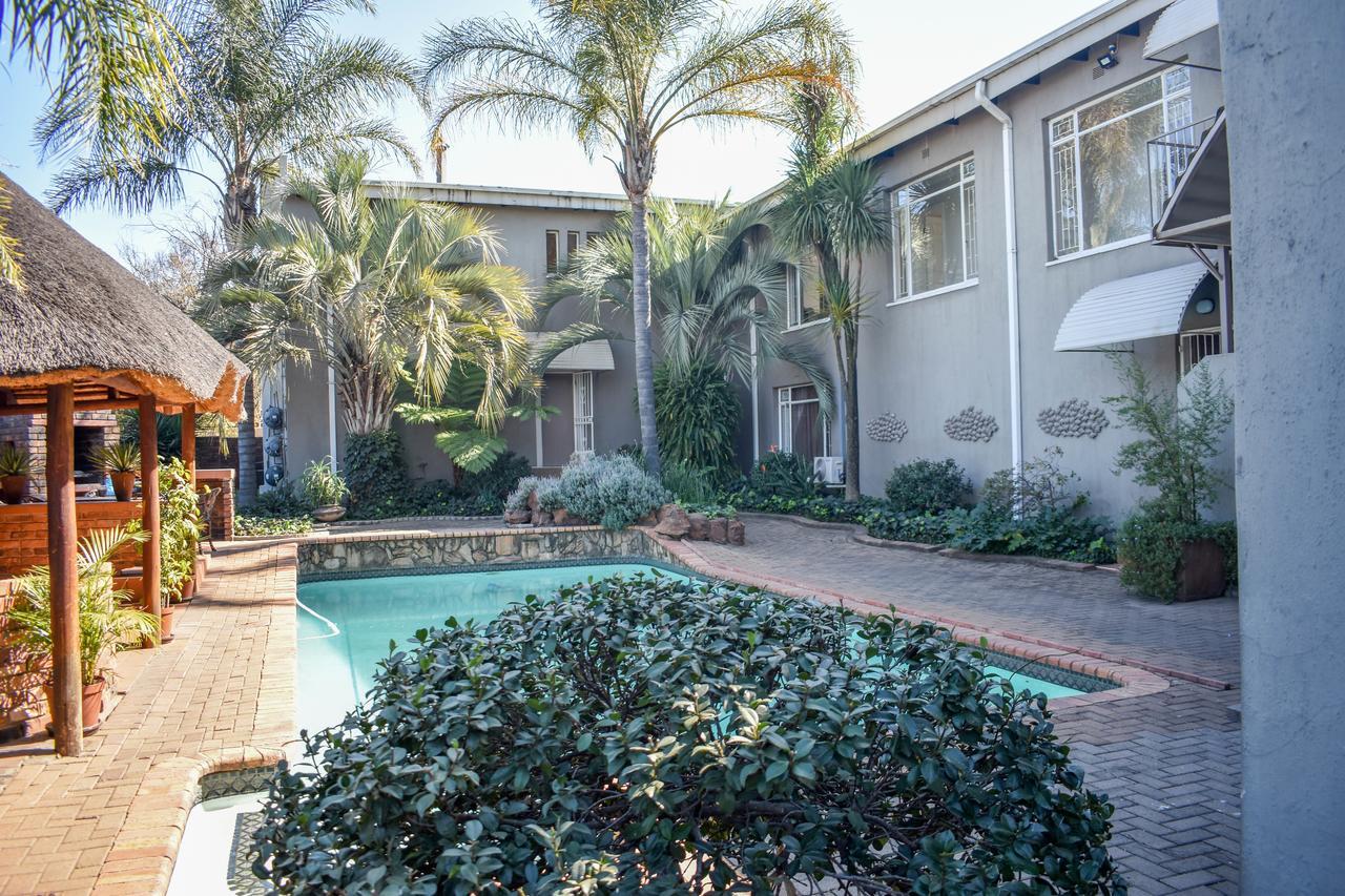 Blue Sparrow Guest House Middelburg  Exterior photo
